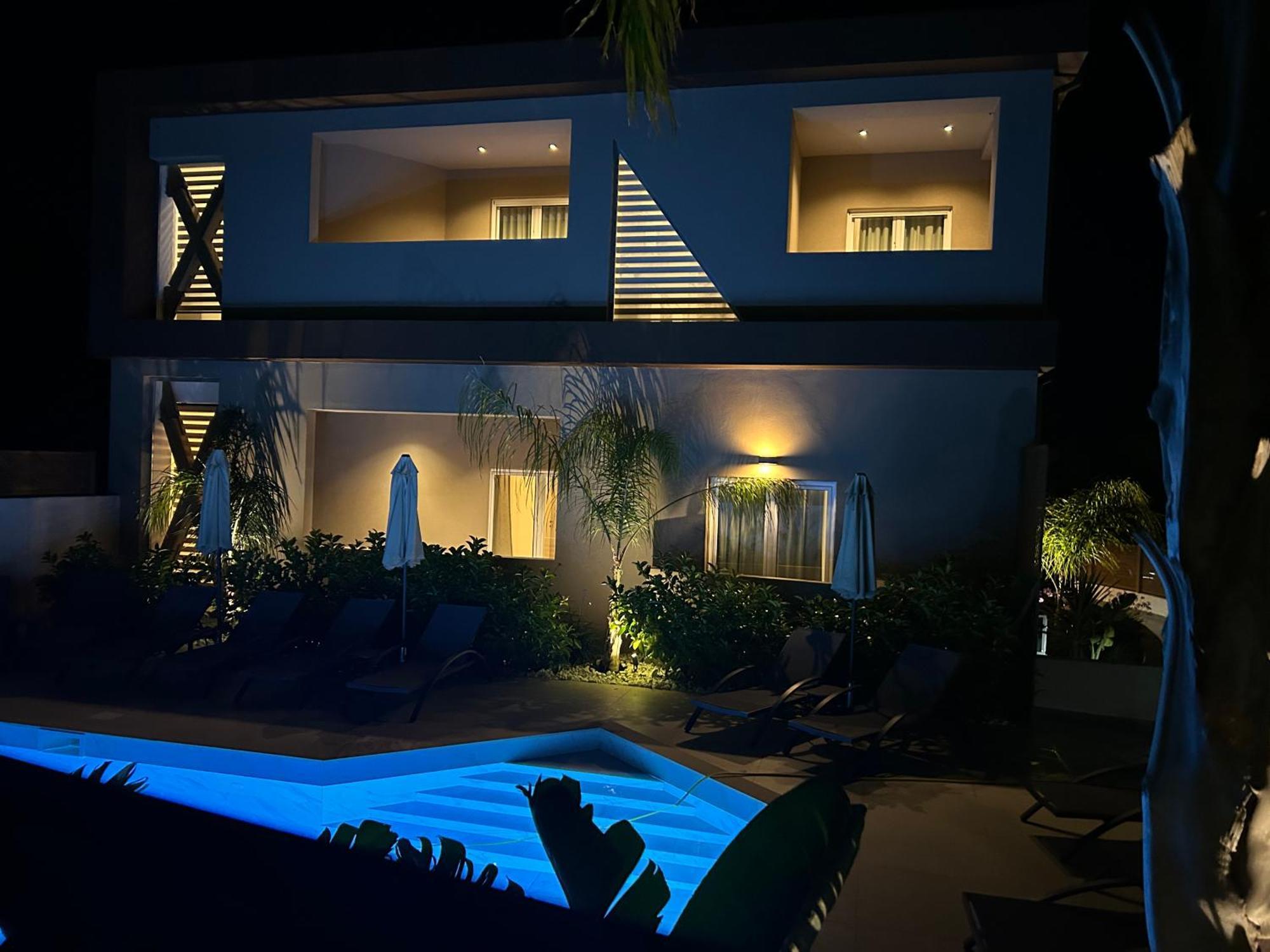 X Luxury Suites Аргостолион Экстерьер фото